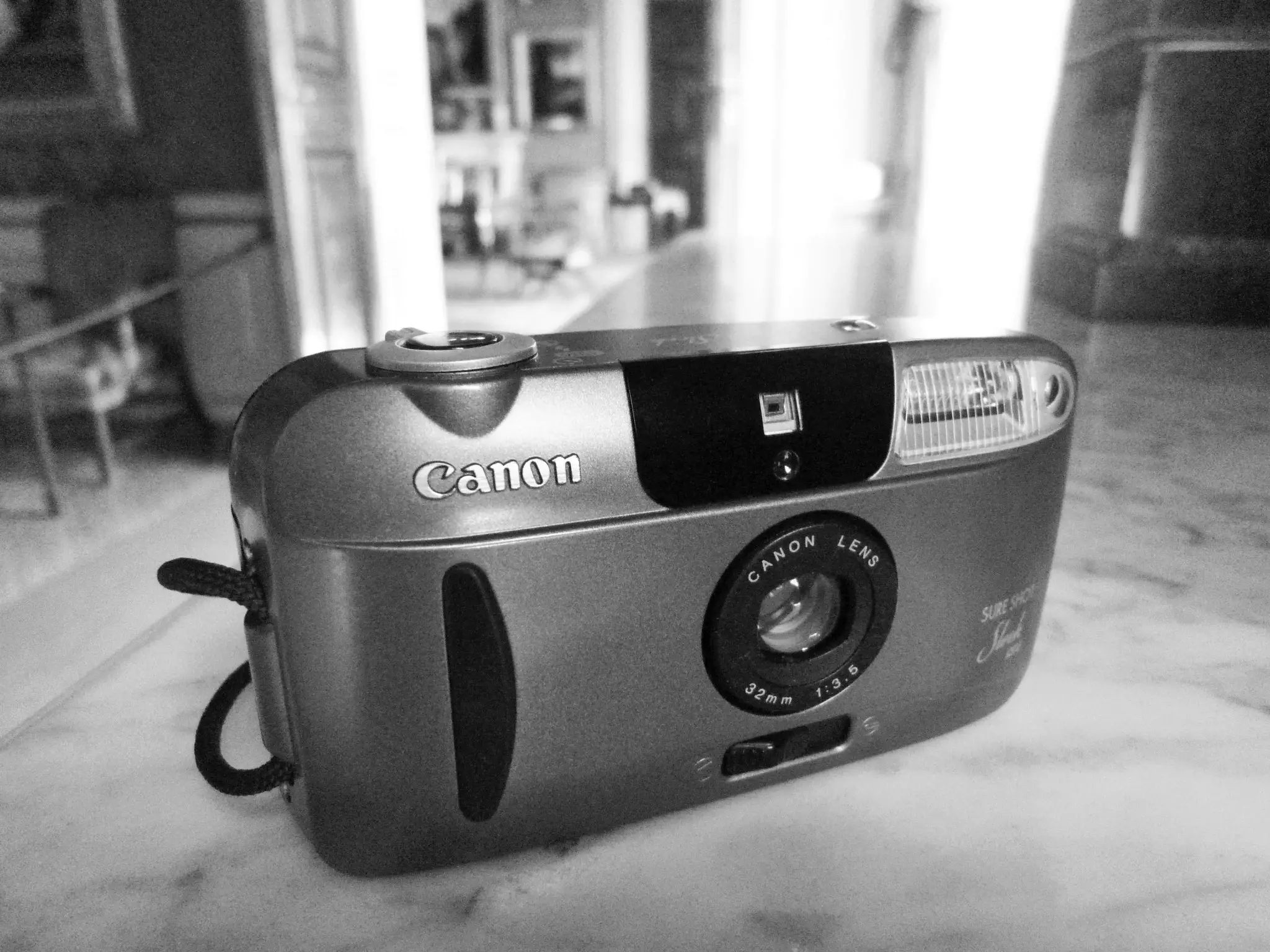 Canon Sure Shot Sleek Film Camera - Camera Recaps