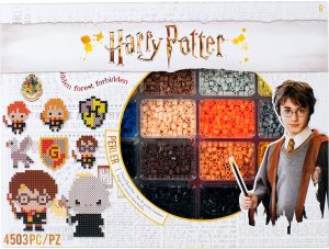 Perler 80-54345 Harry Potter Fuse Bead Kit for Kids and Adults, Comes with 19 Patterns, Multicolor, 4503pcs