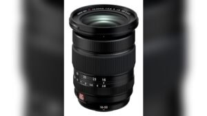 best fujifilm lens for travel