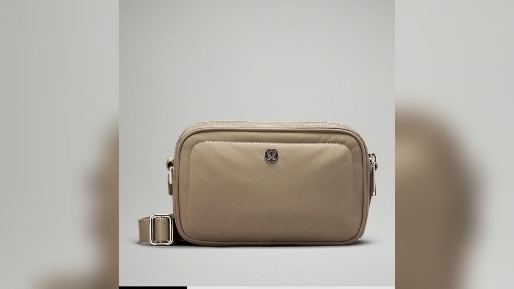 can you wash lululemon camera bag