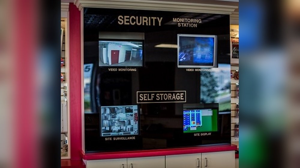 do storage units have cameras inside