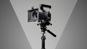 how to attach camera to light stand