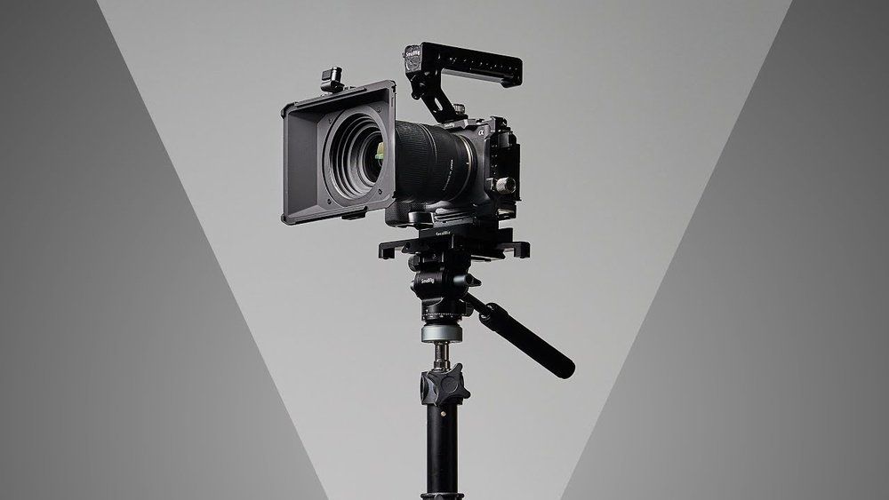 how to attach camera to light stand