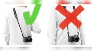 how to use a camera strap